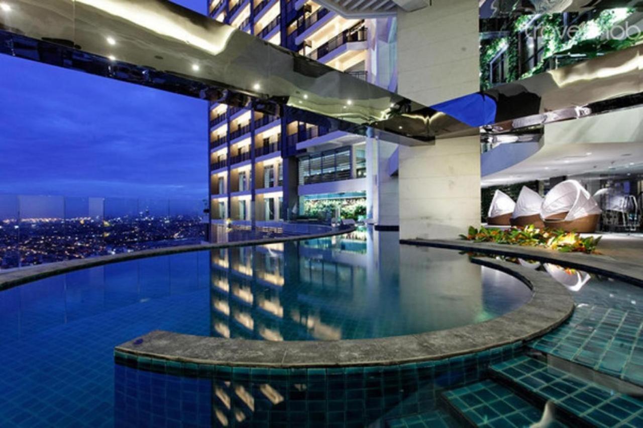 Gramercy Residences Manila Exterior photo