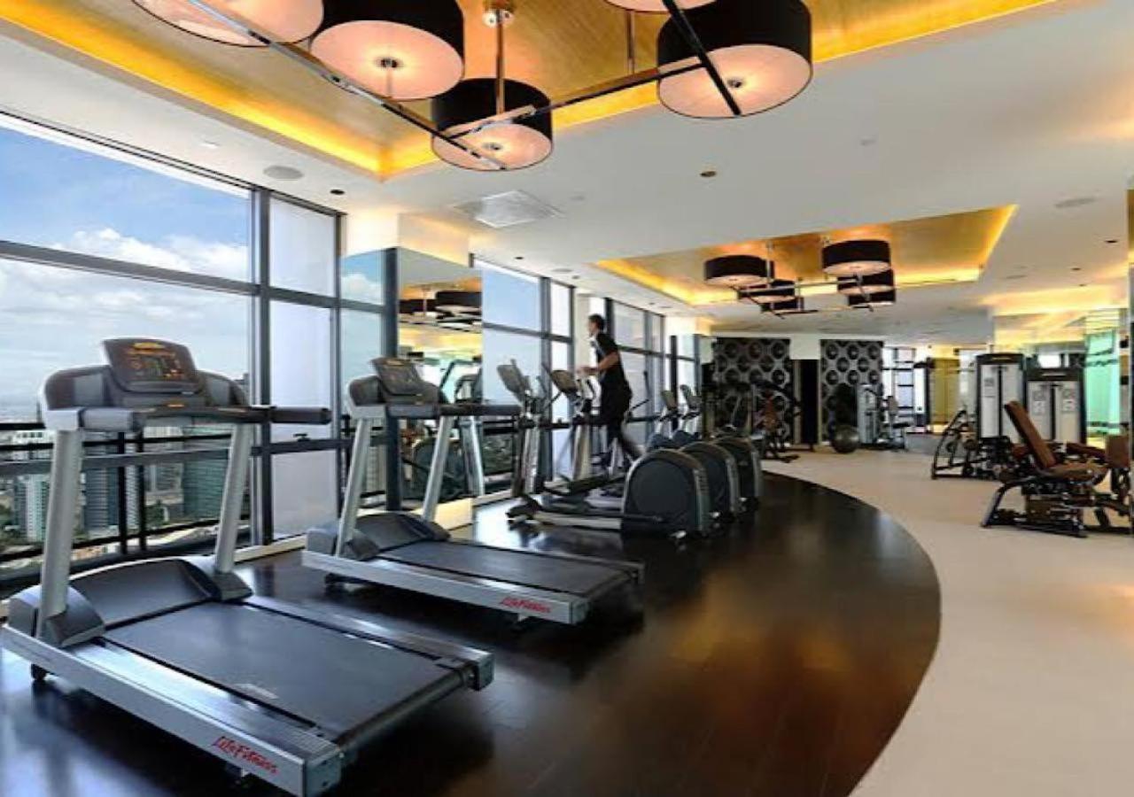 Gramercy Residences Manila Exterior photo